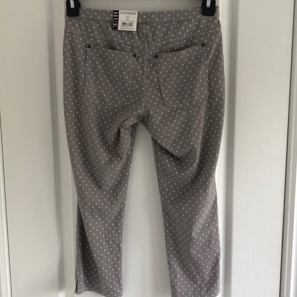 Swiss dot jeans Capri leggings - Picture 2 of 4